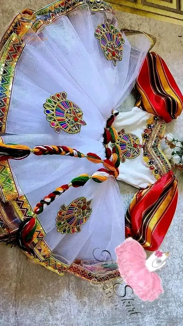 ملابس حسب الطلب