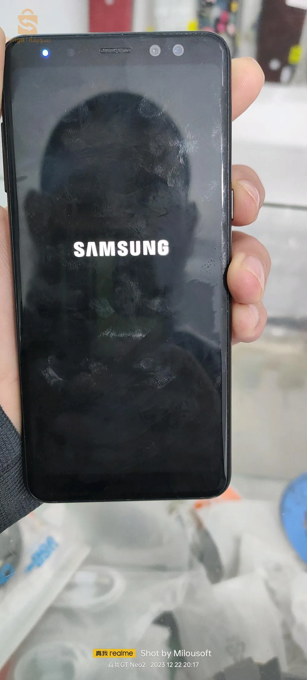 هاتف Samsung a8