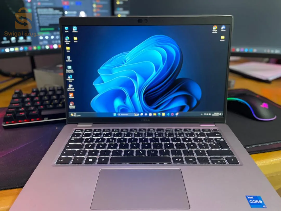 laptop Dell Latitude 5430 كمبيوتر محمول 🥇💻
▪️14 pouce fullhd🖥
▪️processor: i5.   💯
▪️generation: 12 💥
▪️Ram : 16 👌
▪️Stockage : 512 ssd ⚡️
▪️Battery: +3 heures 🔋
▪️Clavier lumineux ⌨️
▪️Face ID feature 'خاصية التعرف على الوجه'🧔
▪️Fingerprint feature'خاصية البصمة' 👇
▪️فييه حكة صغيرة كماراها تبان في الصورة مديرونجيش خلاص