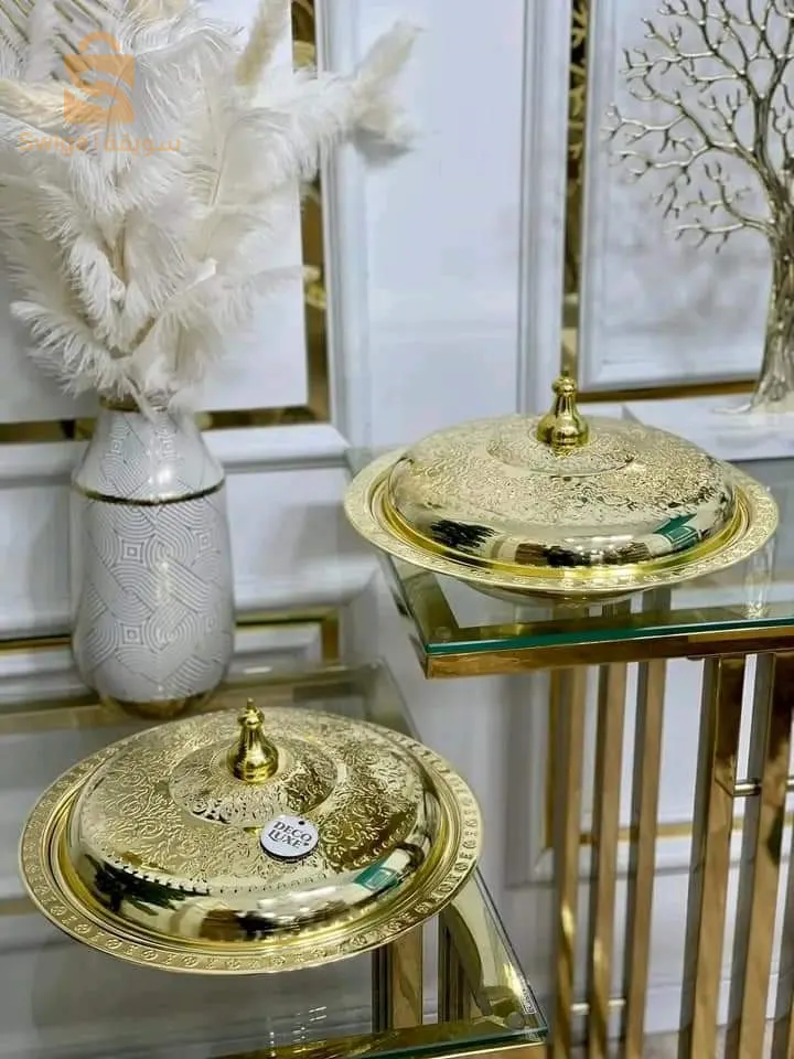 ✅ للاستعمال اليومي و المناسبات
✅ طبق+غطاء باللون الذهبي اللامع
✅ يتميز هذا الطبق بجودة صناعة عالية
✅ يمكنك استخدامه لتزيين طاولتك في سهرات رمضان
✅ يتميز بالأناقة والمتانة والجودة في التصنيع
✅ مصنوع من مواد عالية الجودة للاستخدام لفترة طويلة وتوفير الاستخدام الدائم
✅ تصميم مبتكر
توصيل جميع الولاية