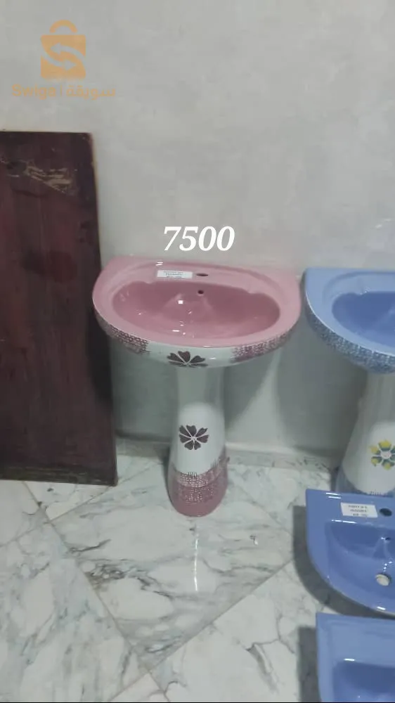 عين  لحجر