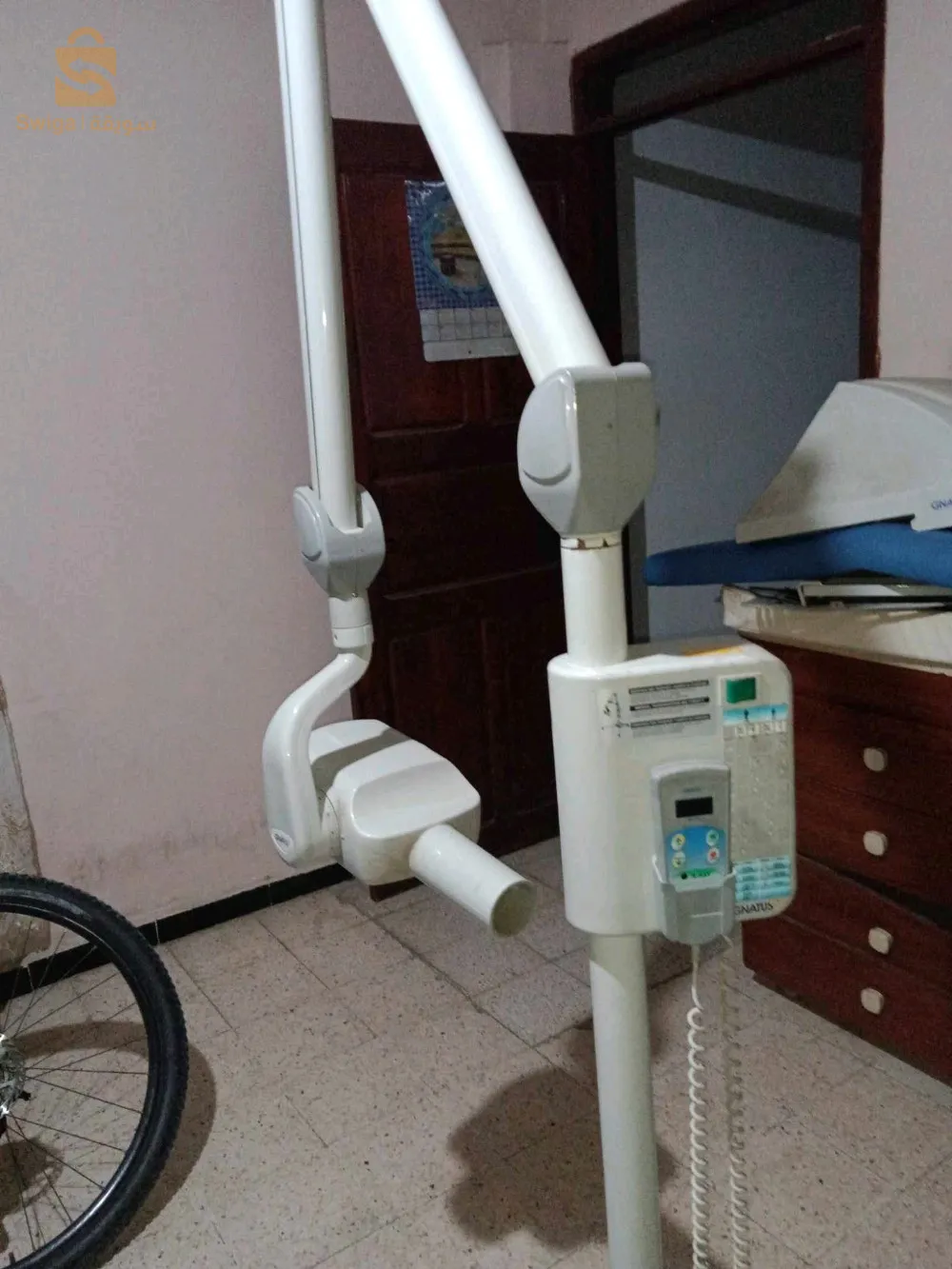 اجهزة خاصة بطبيب الاسنان