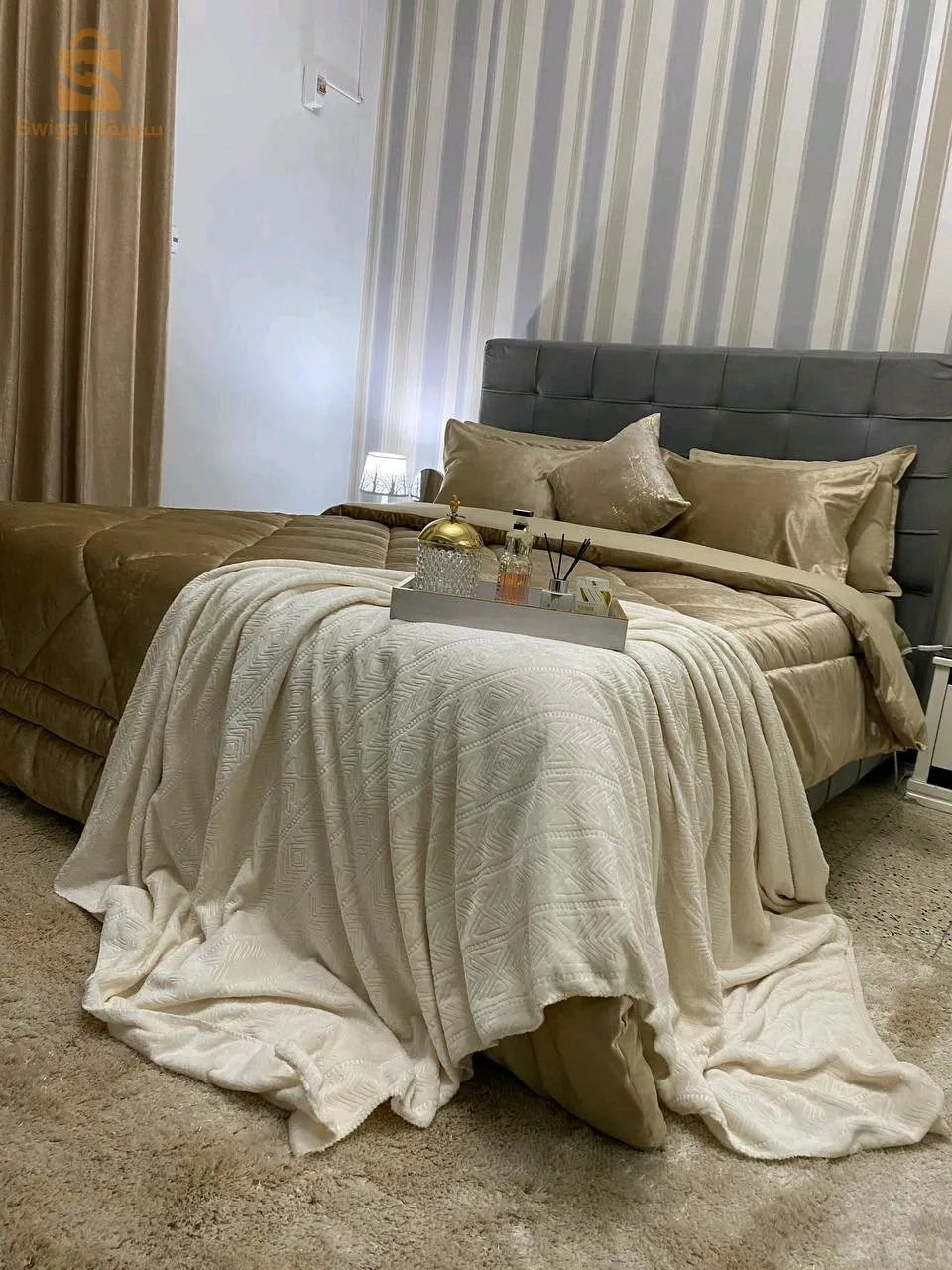 لحاف مزدوج و غطاء 7 قطع / couette couvre lit deux places 7 pieces