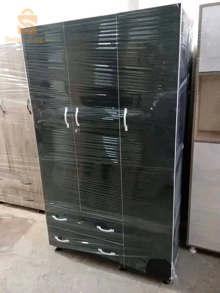 خزانة 3 أبواب ميلامين اسباني Armoire 3 portes en mélamine espagnole