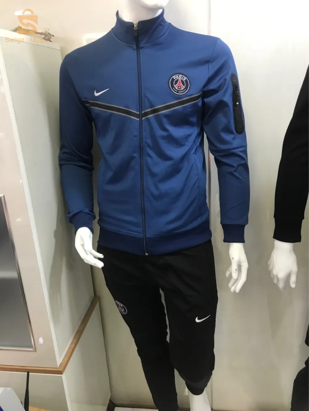 ملابس رياضية