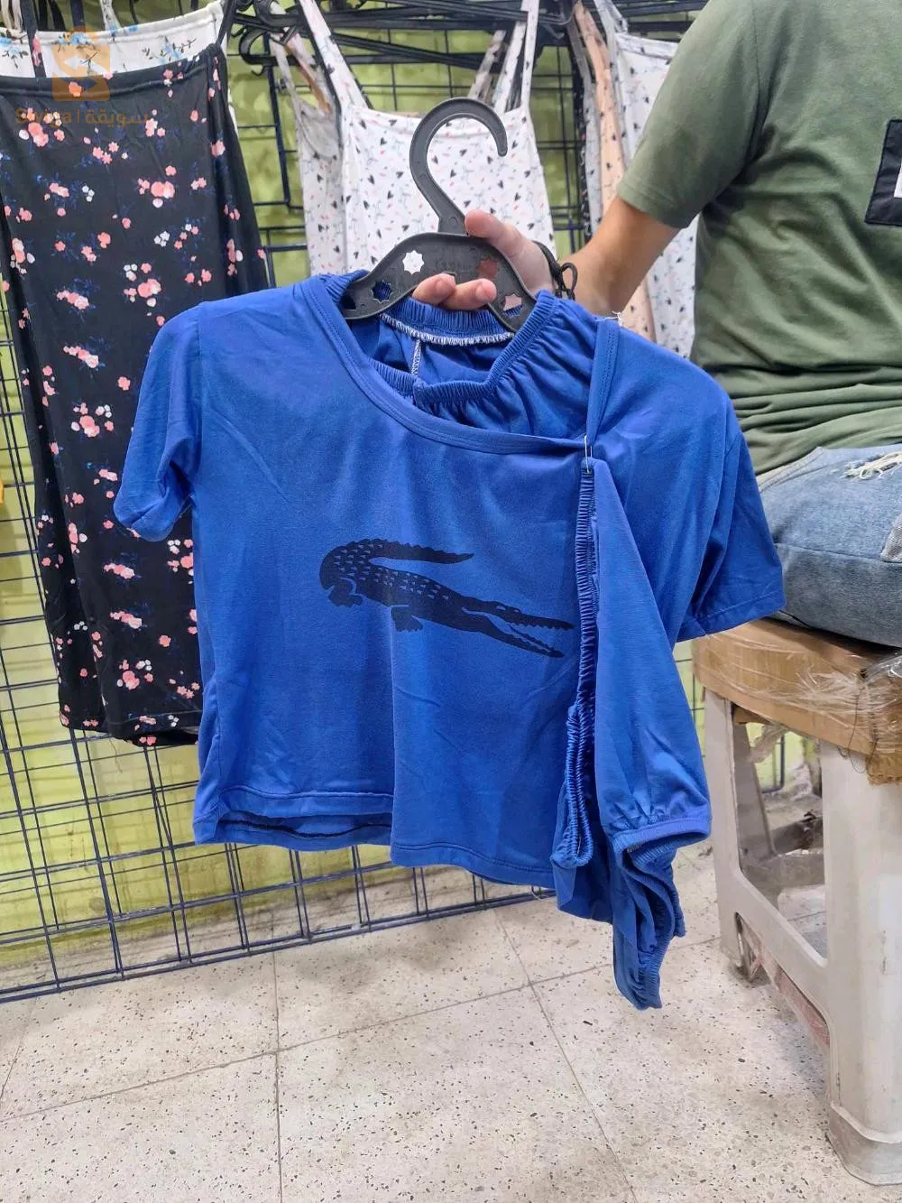 ملابس نسائية