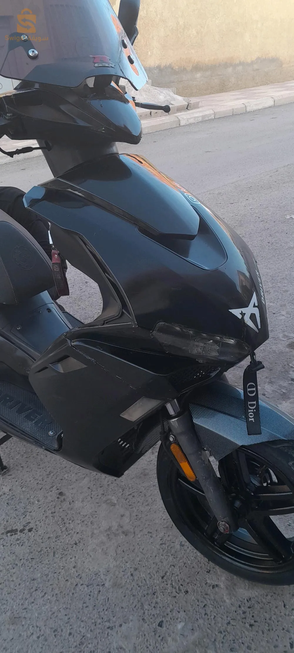 فياماس 2019 
خصها باتري برك عندها البون سعات يزفر 
ماشية 41الف 
كارط قريز  
موتور مريفيزي  
15 السعر ثابت
عندها ضربة في لافورش