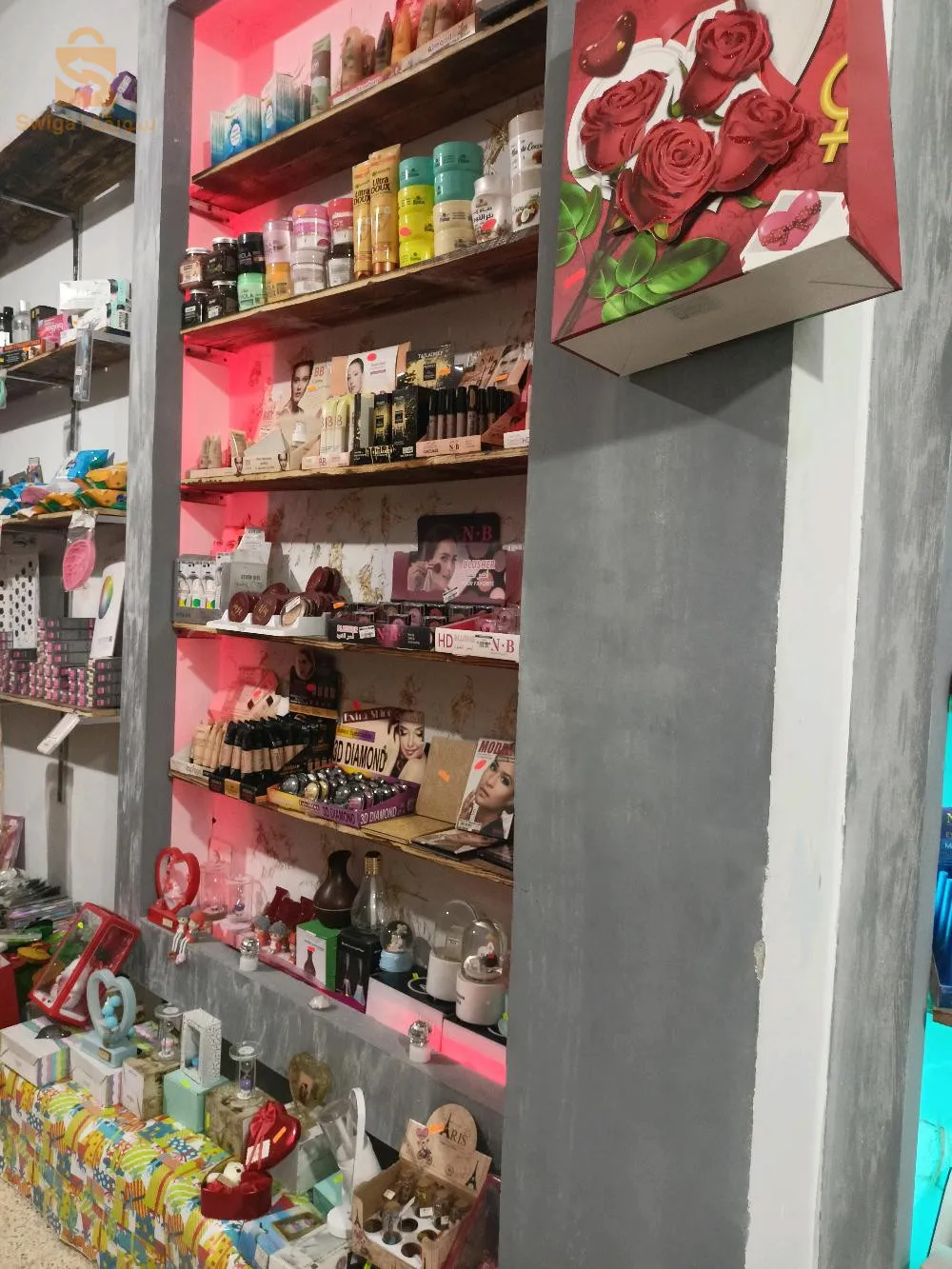 vente d un magasin antier de cosmétiques