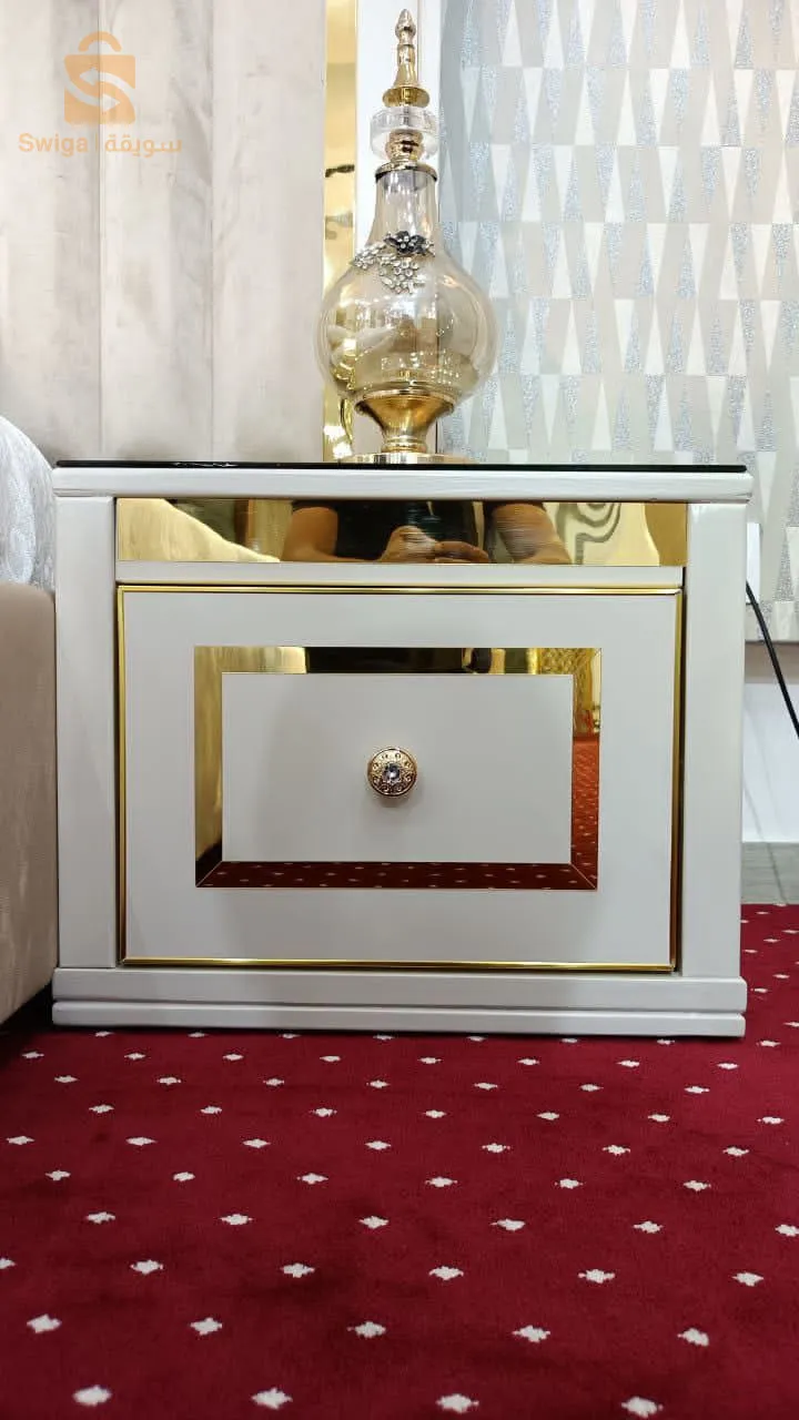 مرحبا بكم عند أثاث التحفة