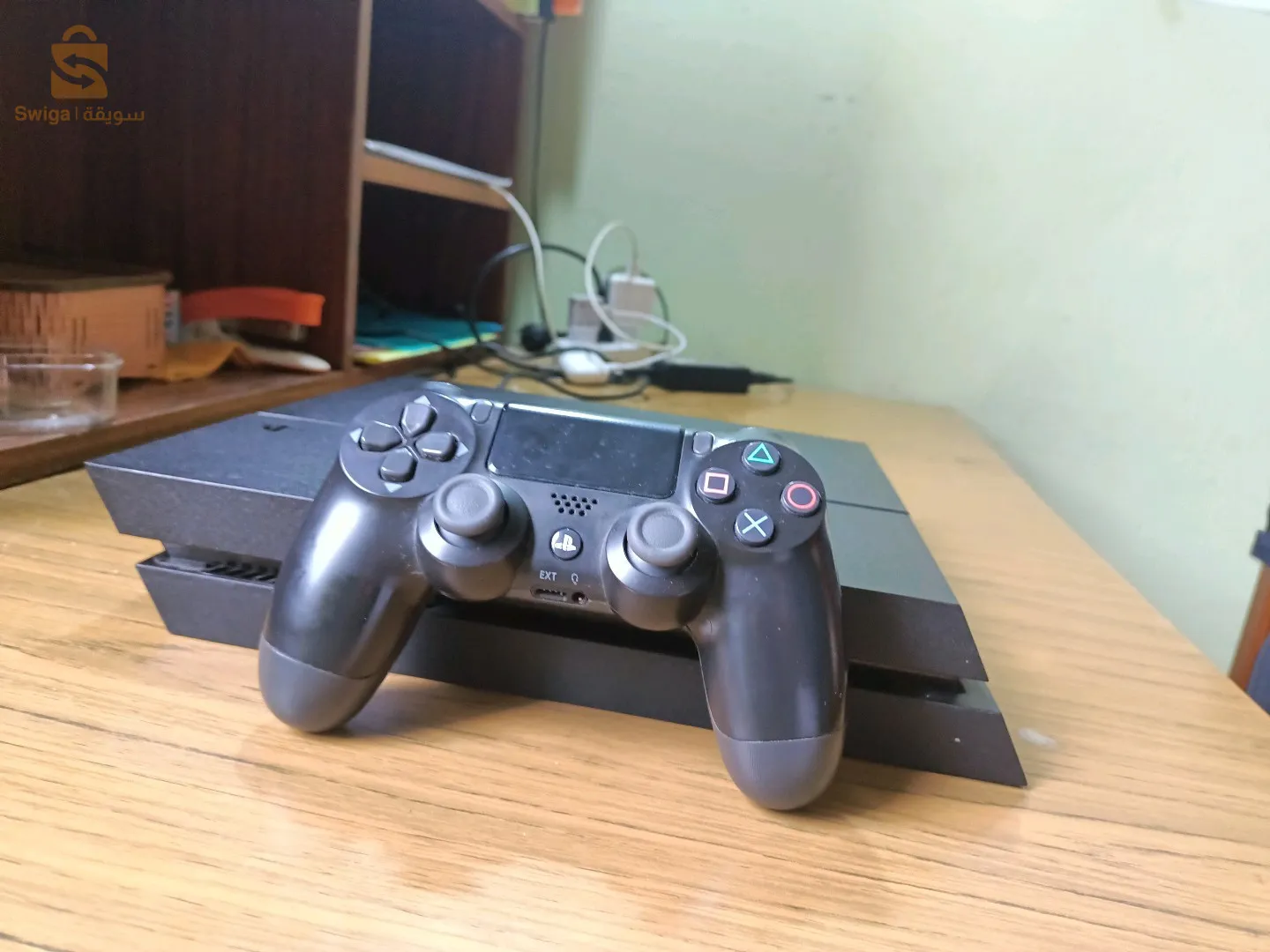 ps4 fat mfalachiya v 9.00 très bonne état