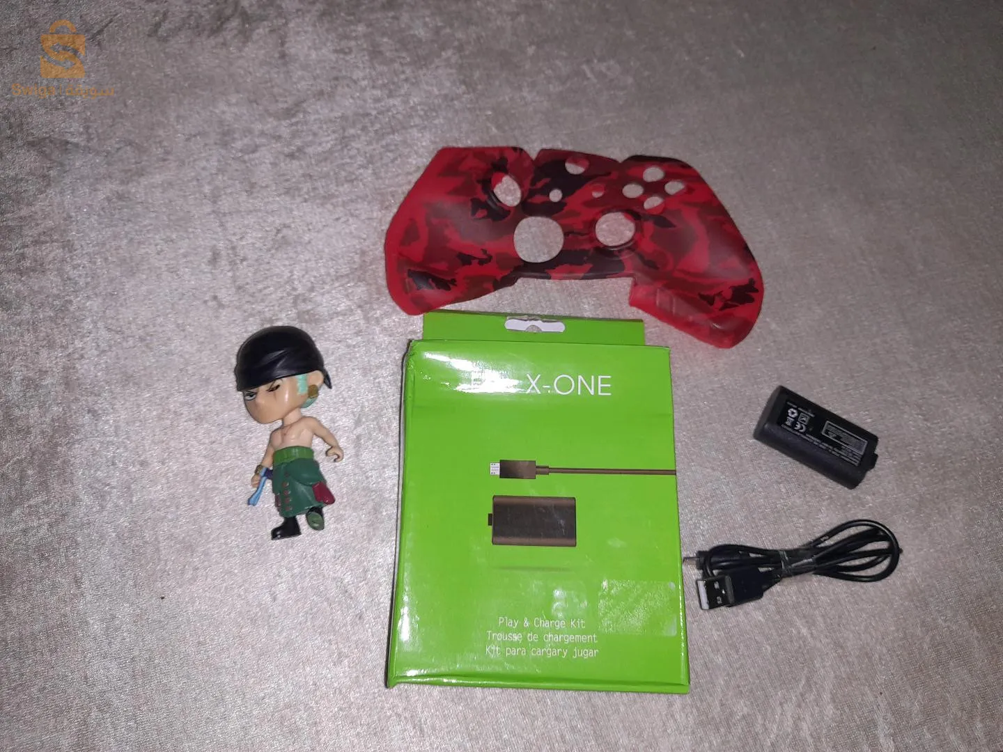 بطرية يدة تحكم جهاز اكسبوكس وان مع شاحن الخاص به + حمايت ليدة الجهاز مجانا 🎮🕹