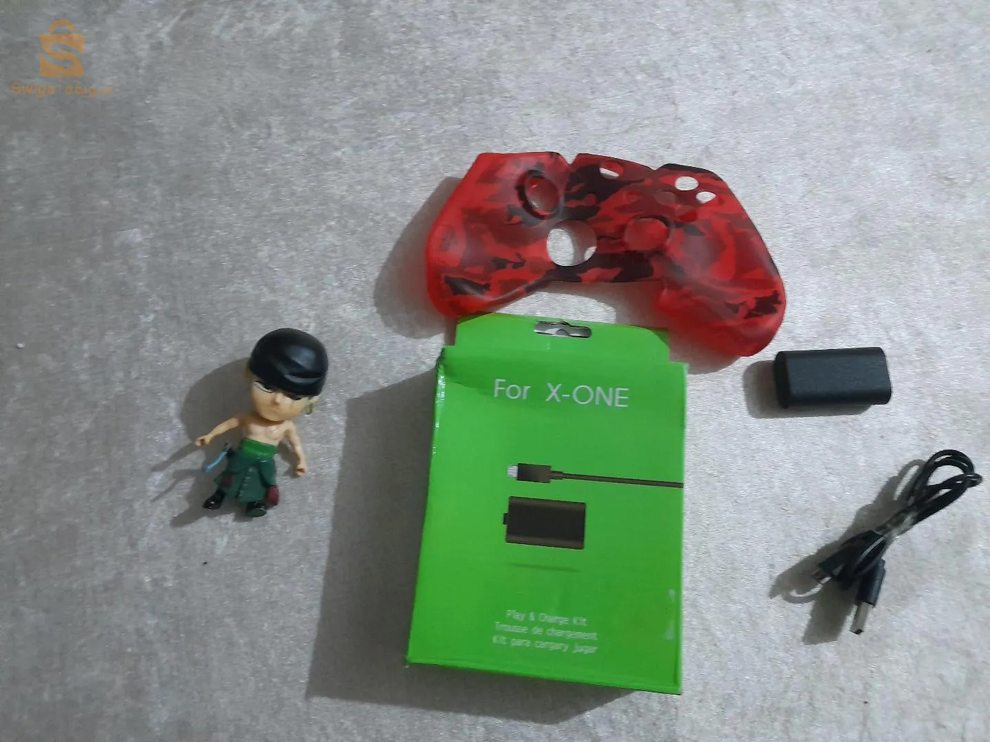 بطرية يدة تحكم جهاز اكسبوكس وان مع شاحن الخاص به + حمايت ليدة الجهاز مجانا 🎮🕹