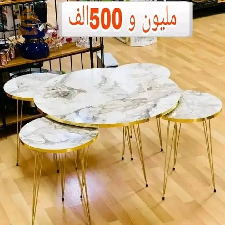 طاولات للبيع
