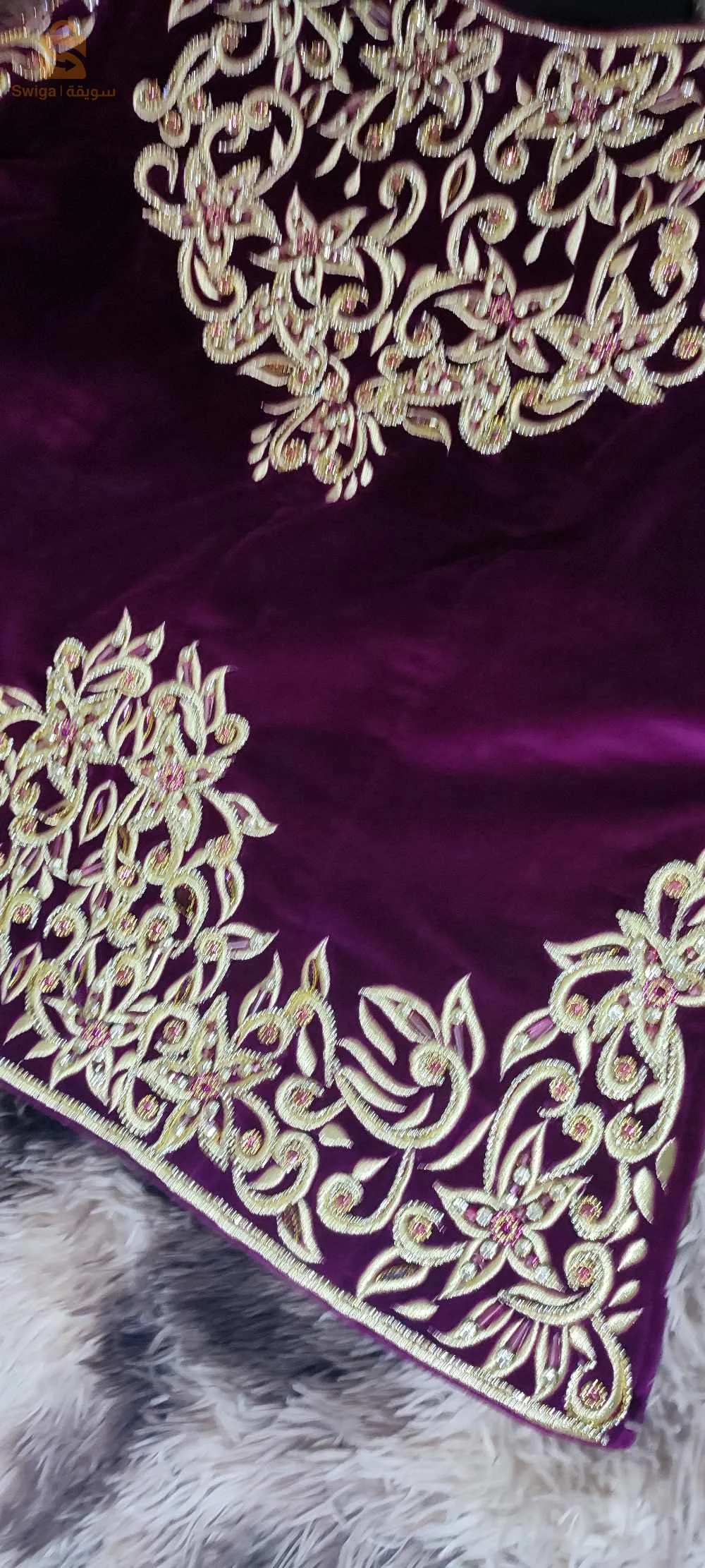 karakou chahra orné de perles de culture choivouski
taille 46 48