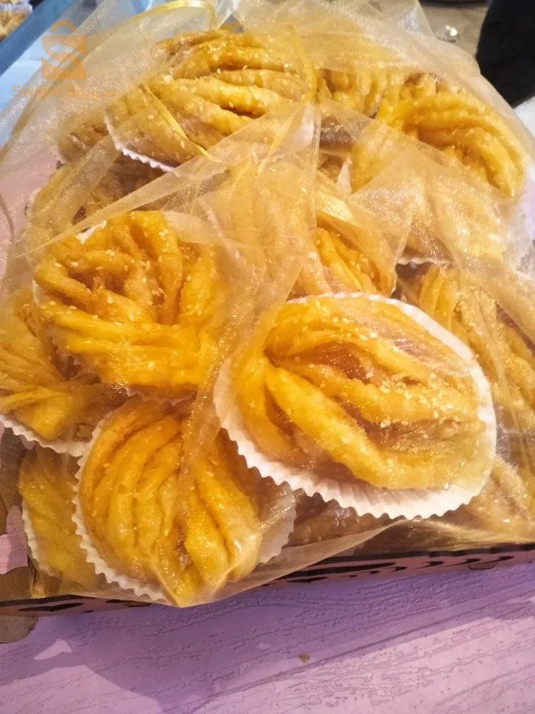 candy with Goodyear prise