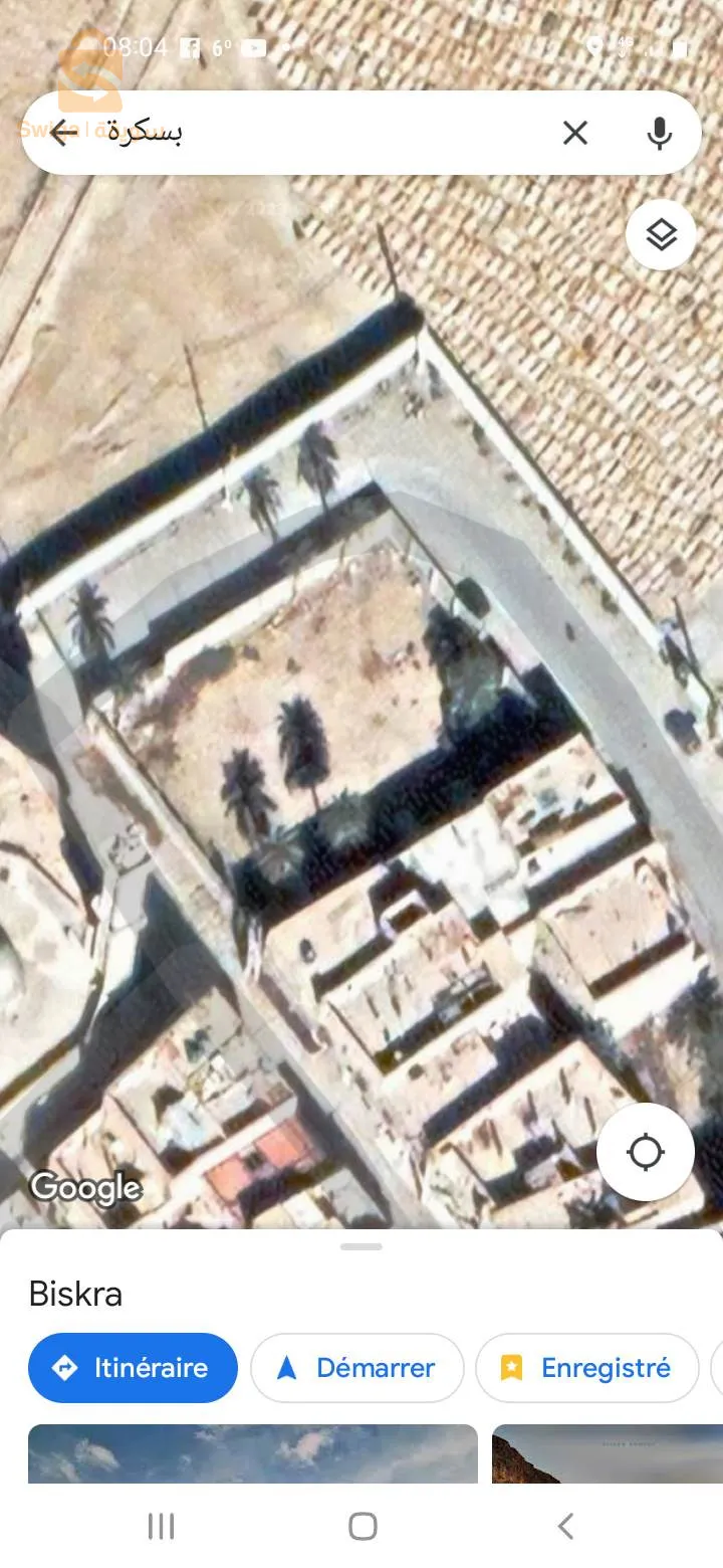 Un terrain derrière le cimetière Al-Bukhari, en face de la mosquée Barakat Abdul Rahman