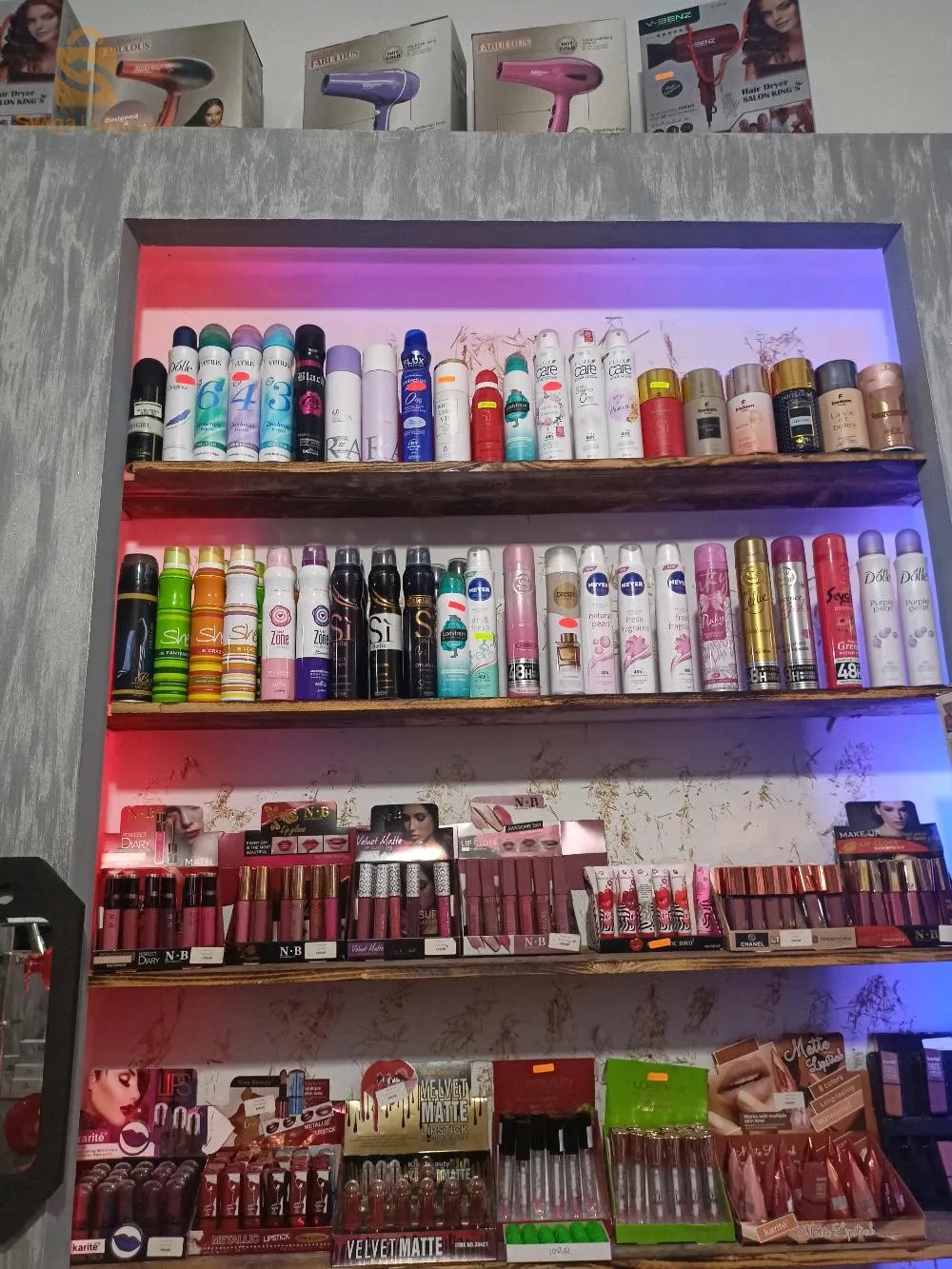 vente d un magasin antier de cosmétiques