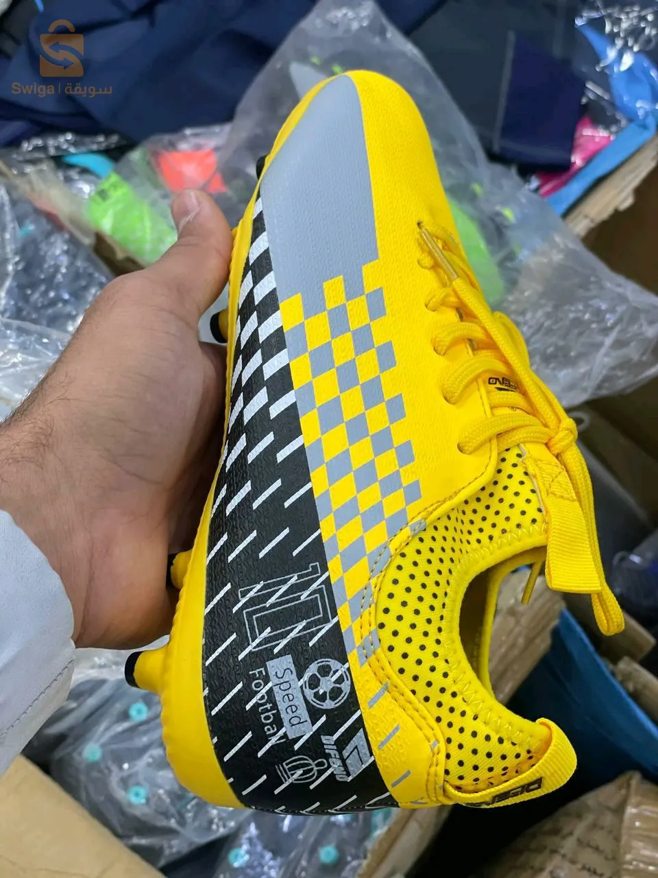 حذاء رياضي difeno trés Bonne qualité