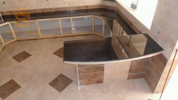 بلاكو بلاط أسقف جدران. بلافو ديمونتابل.بلافو pvc
سيراميك ارضيات وجدران المطابخ والحمامات 
بناء وتلبيس الجدران