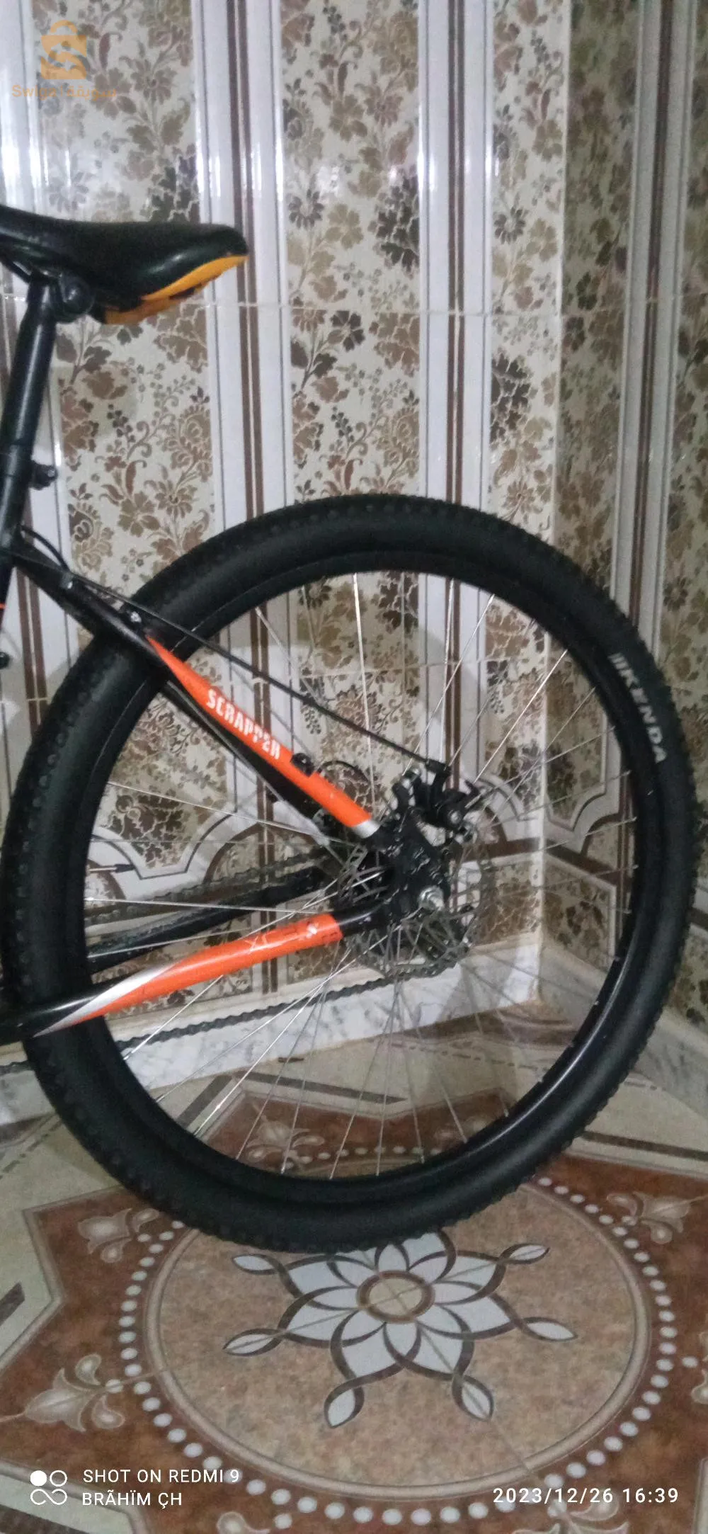 🇫🇷 SCRAPPER XC3 🇫🇷  
🤩 FABRIQUE EN FRANCE 🤩
✅ Taille 27.5 pouce ✅
✅ État  10/10 NEUF✅
✅️ Freins disques ✅️
✅ Ain Taghrout bordj bou arriredj ✅️
✅️ 3×9 vitesses ✅️