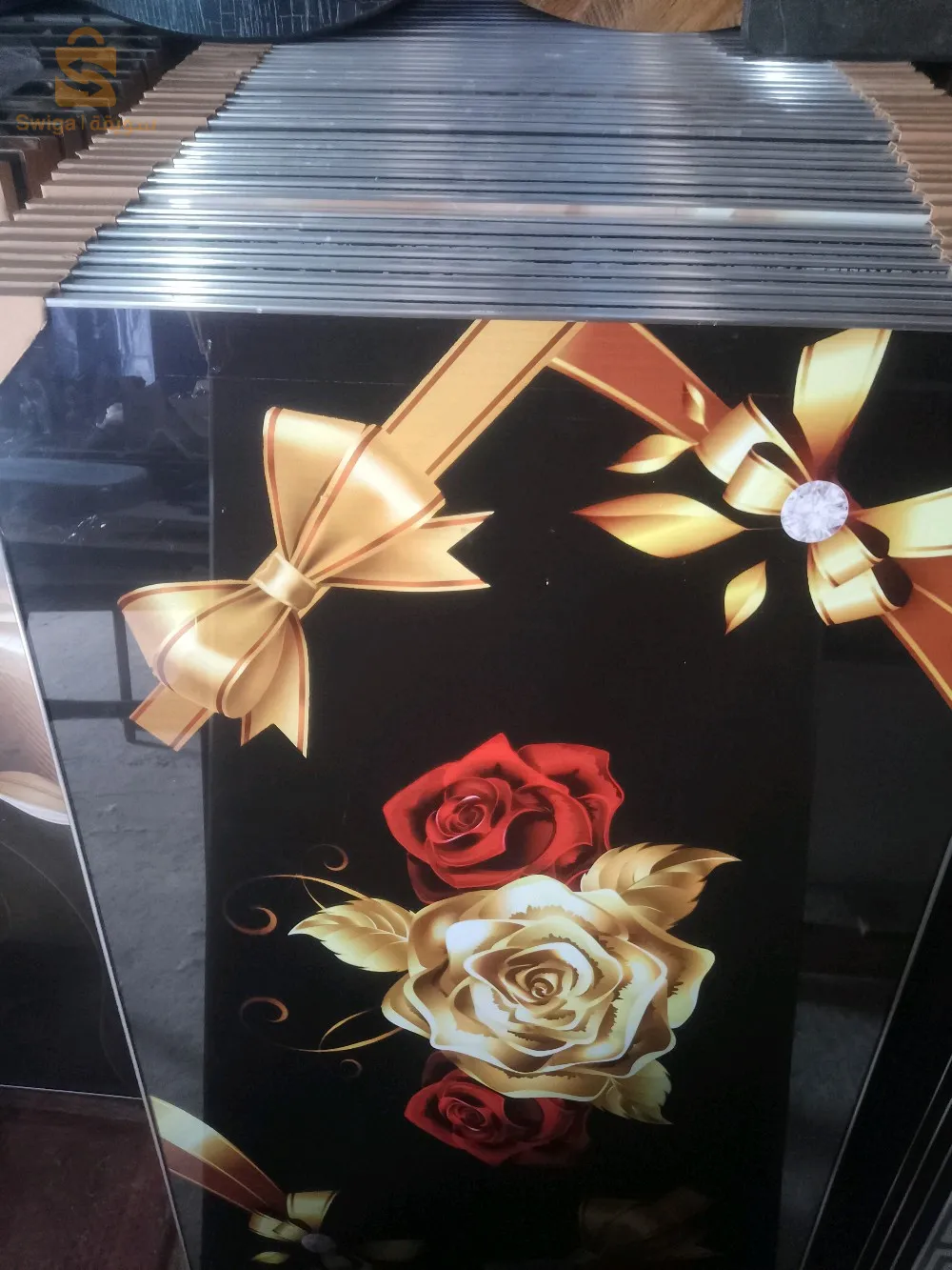 طابلة زجاج 3D اربع كراسي 15000 
6كراسي 17000