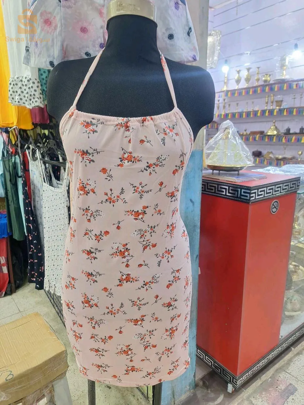 ملابس نسائية