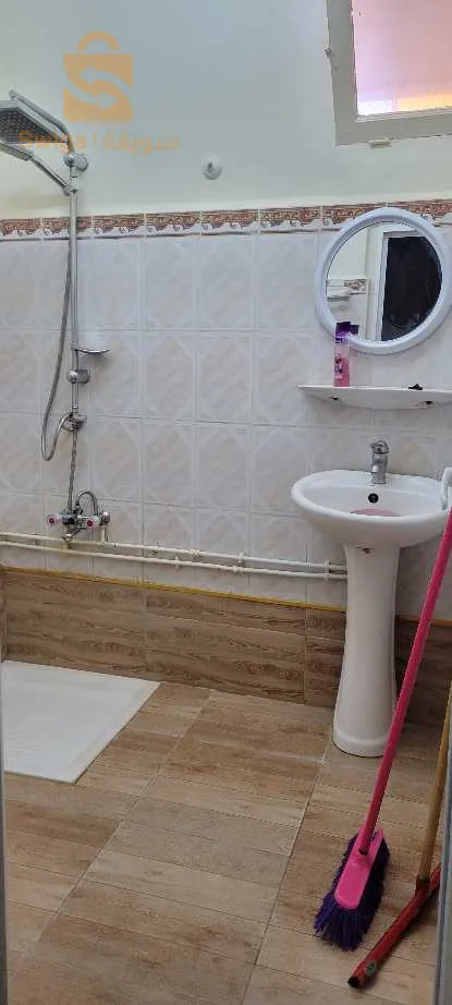 شقة ذات 4 غرف