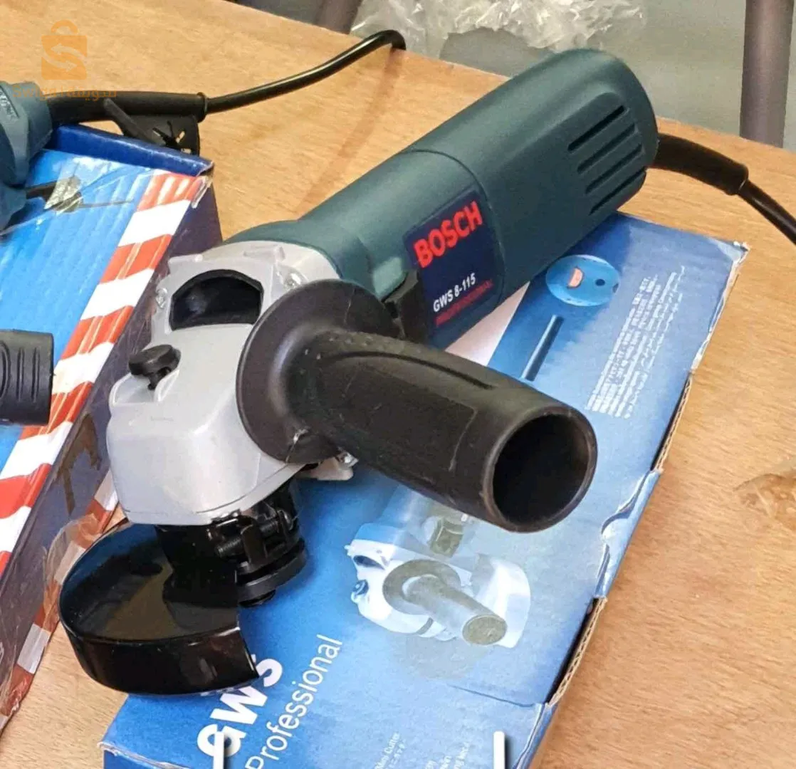 Tranconneuse bosch 670w