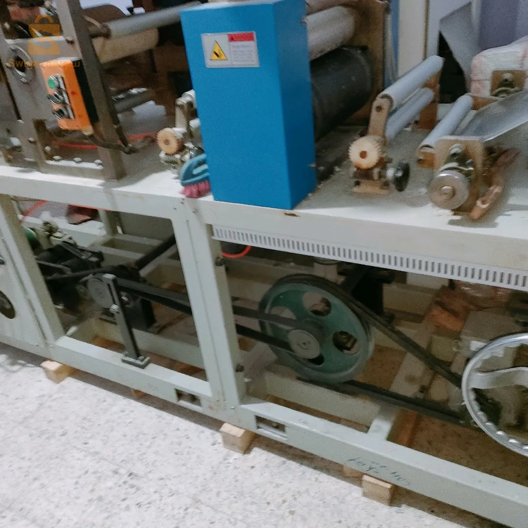 machine serviette à table