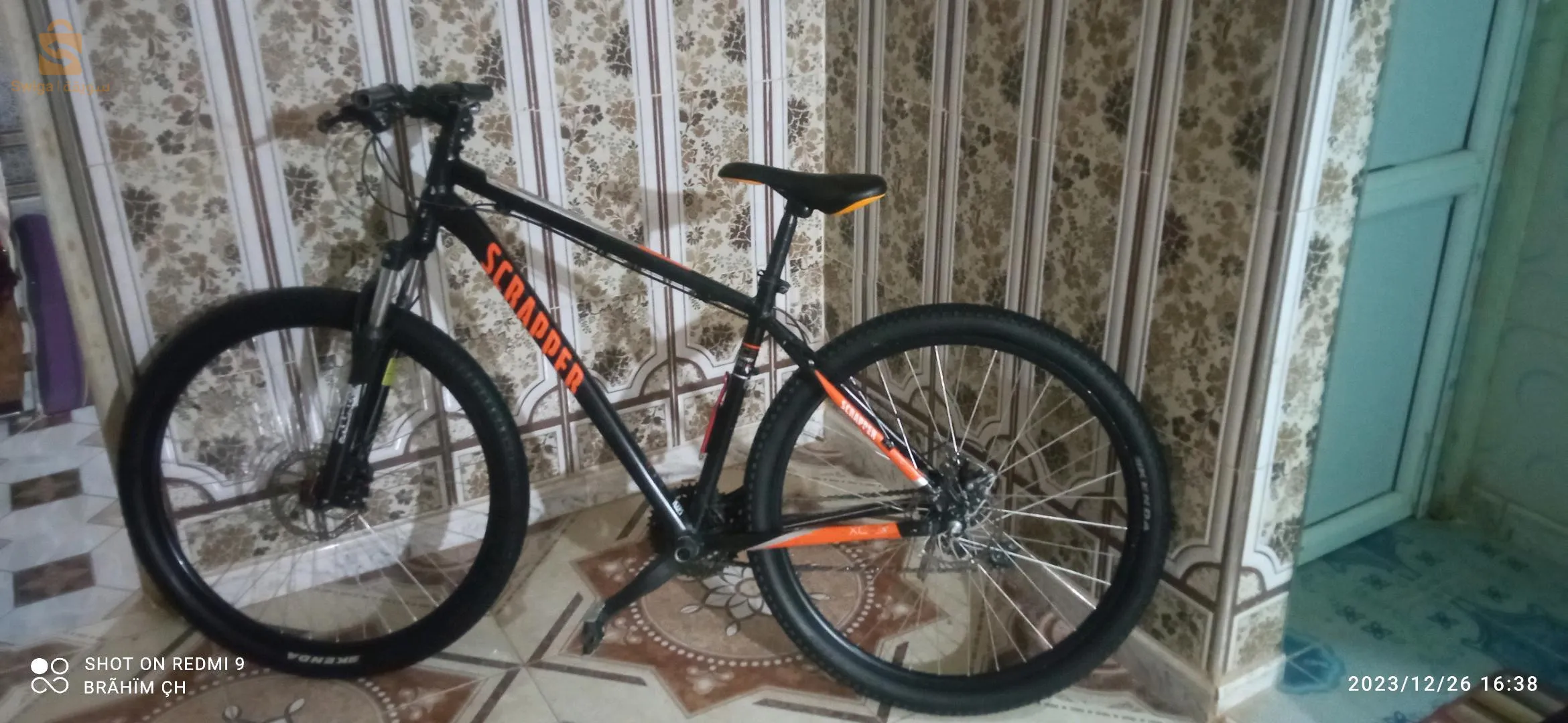 🇫🇷 SCRAPPER XC3 🇫🇷  
🤩 FABRIQUE EN FRANCE 🤩
✅ Taille 27.5 pouce ✅
✅ État  10/10 NEUF✅
✅️ Freins disques ✅️
✅ Ain Taghrout bordj bou arriredj ✅️
✅️ 3×9 vitesses ✅️