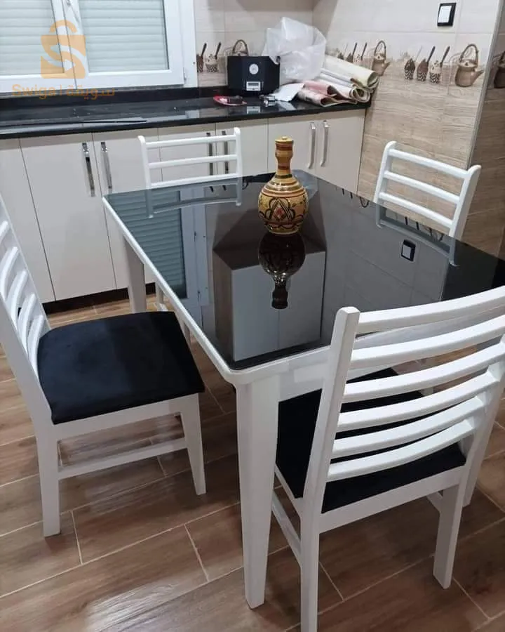 طاولة مطبخ عصرية