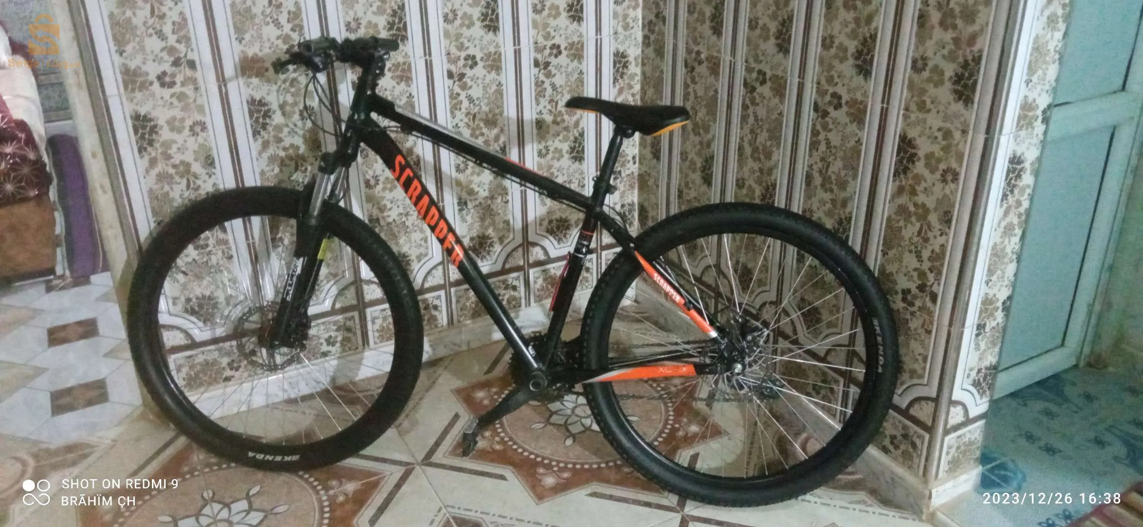 🇫🇷 SCRAPPER XC3 🇫🇷  
🤩 FABRIQUE EN FRANCE 🤩
✅ Taille 27.5 pouce ✅
✅ État  10/10 NEUF✅
✅️ Freins disques ✅️
✅ Ain Taghrout bordj bou arriredj ✅️
✅️ 3×9 vitesses ✅️