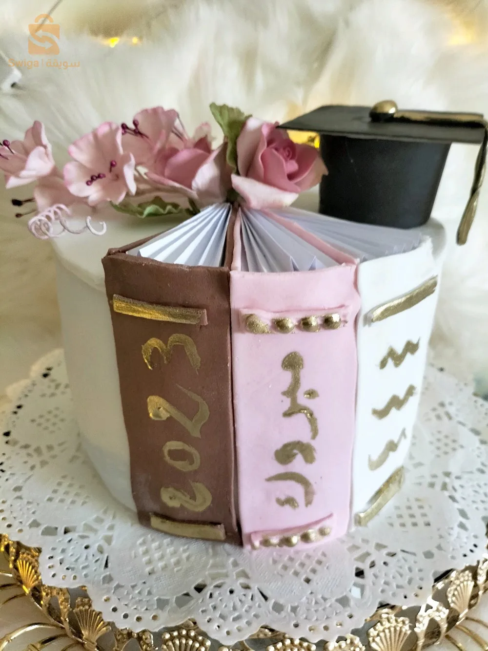 بيع وتعليم الحلويات التقليدية و الورود بعجينة gumpaste