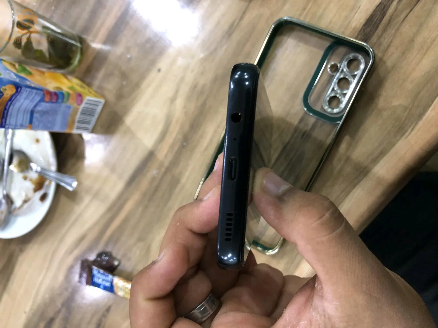 999