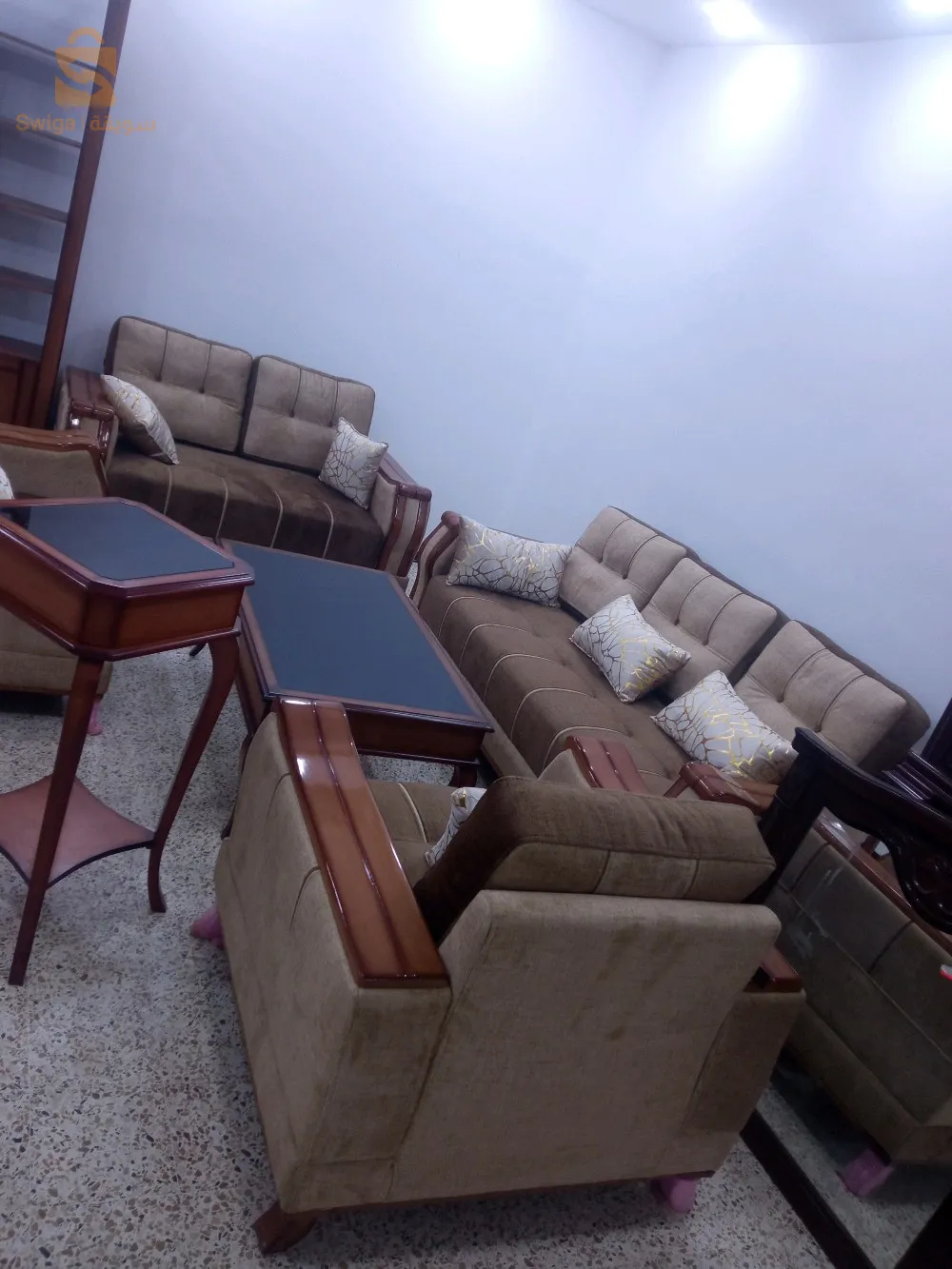 Magasin de meubles à Baraki, quartier Delbouz, .