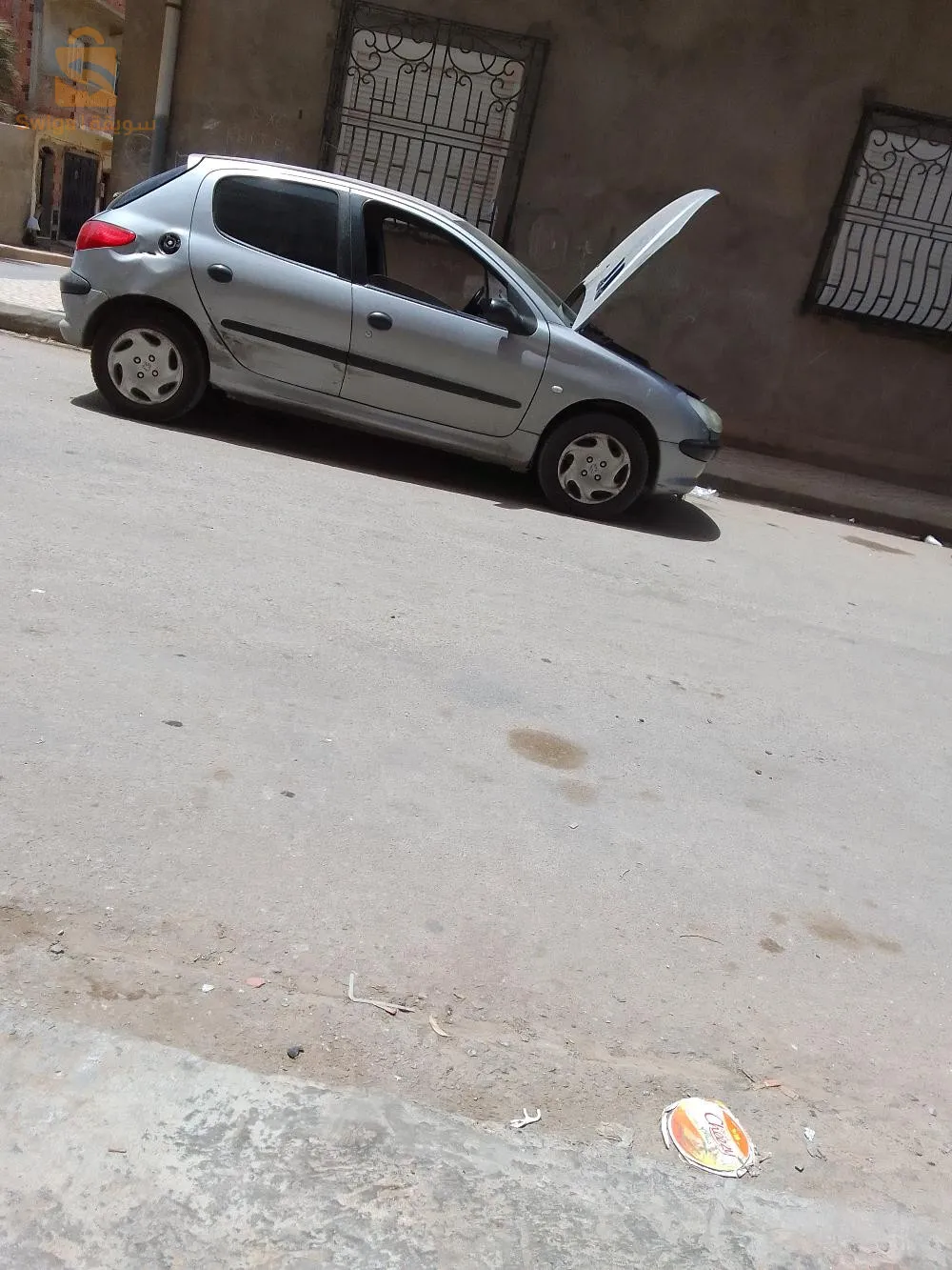 خدمات التوصيل ونقل البضائع