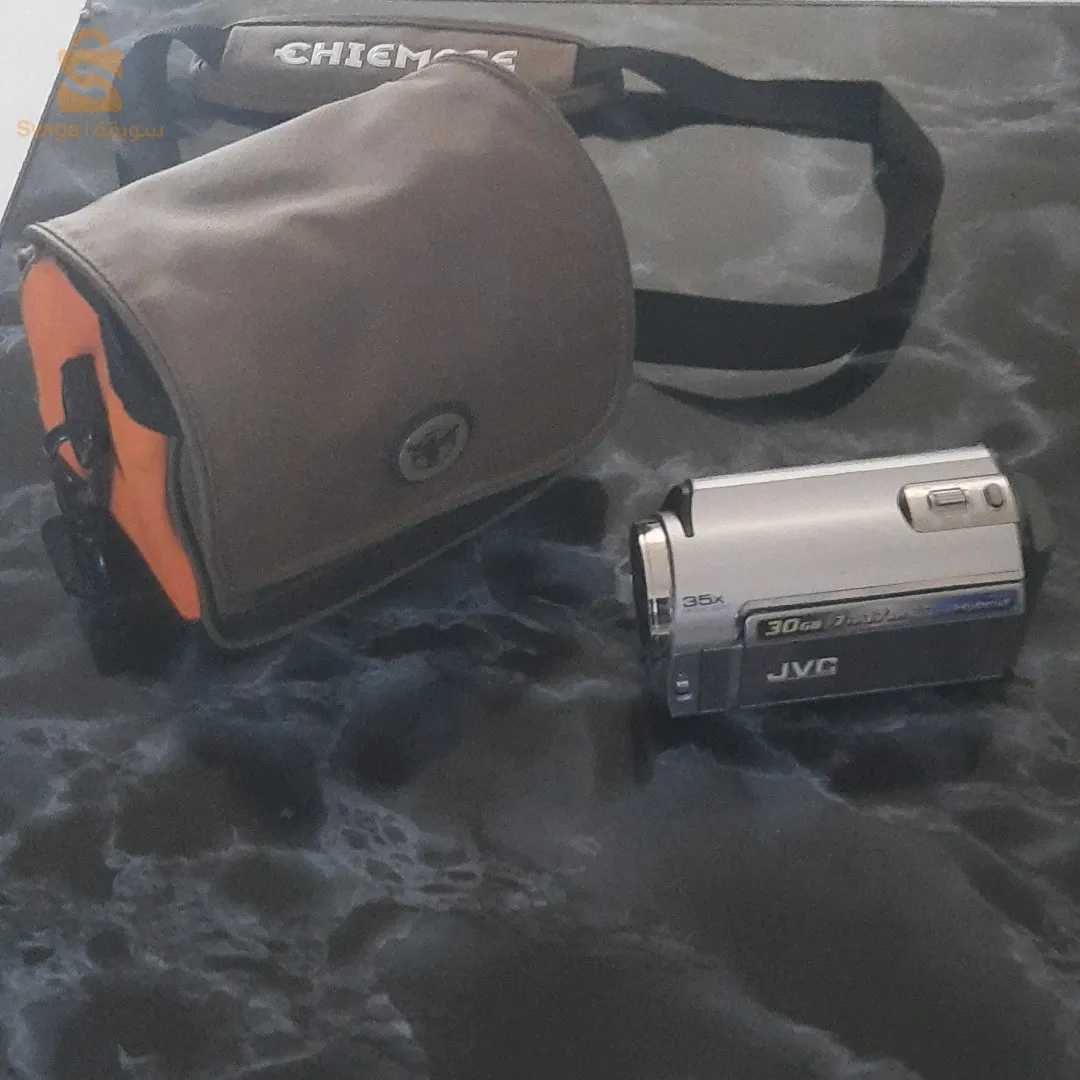 كاميرا فيديو jvc