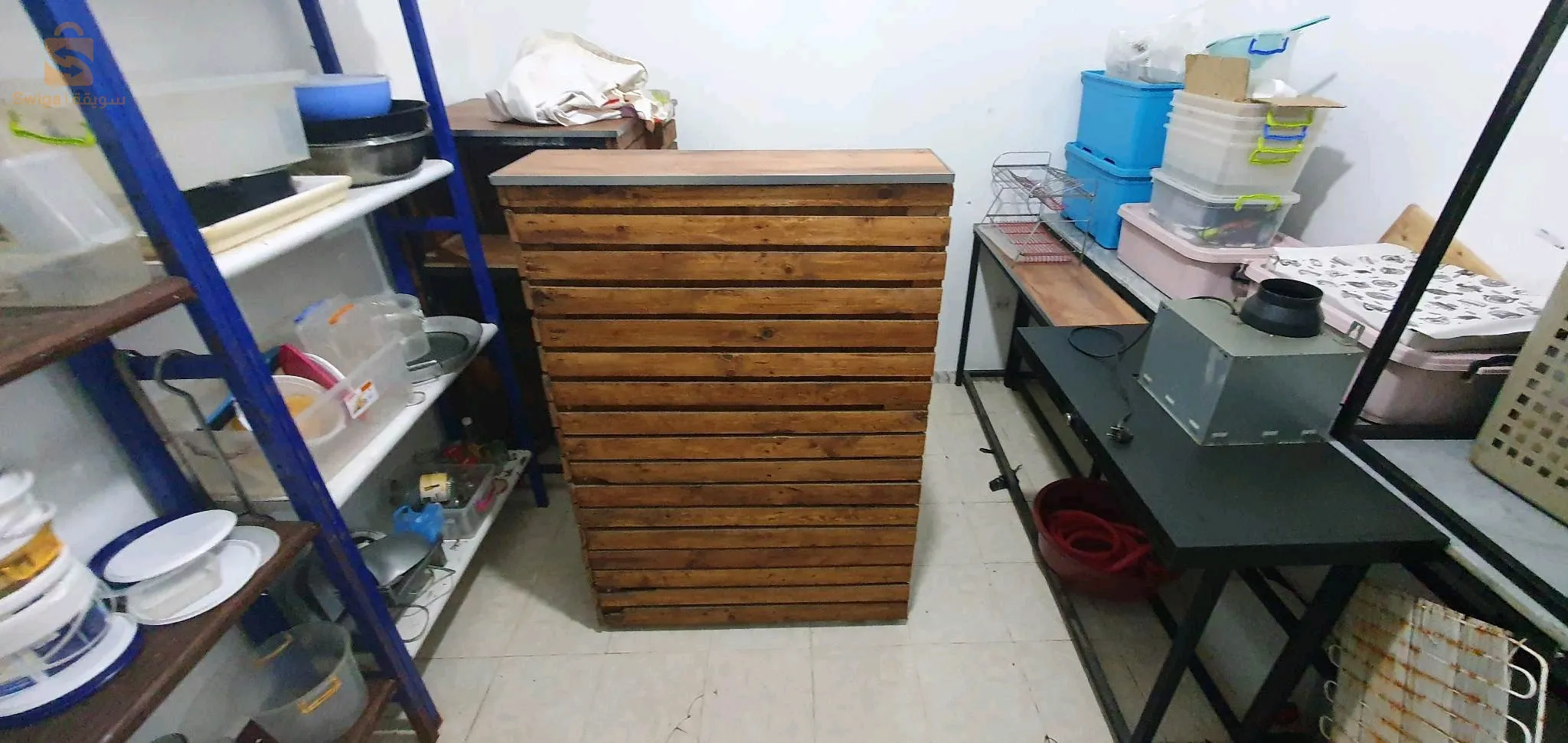 Comptoir Structure en bois+ table (3 structure interchangeables+ table longue+3 banc)