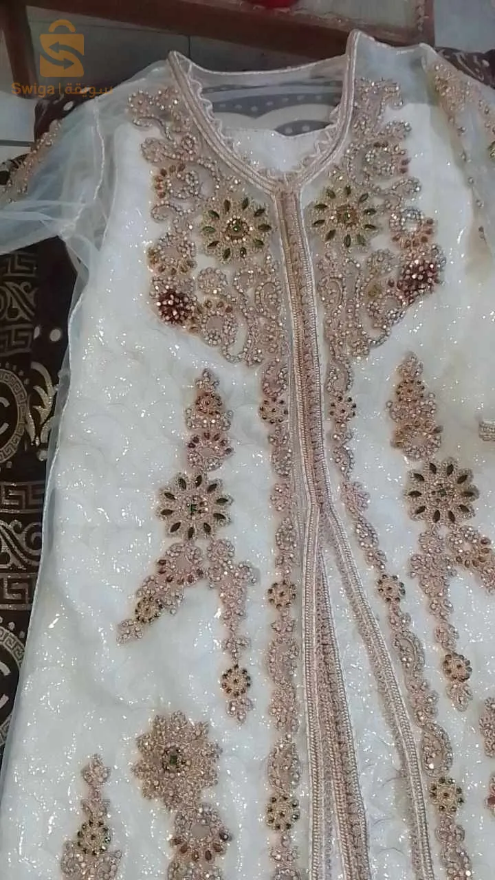 Kaftan and woven j
