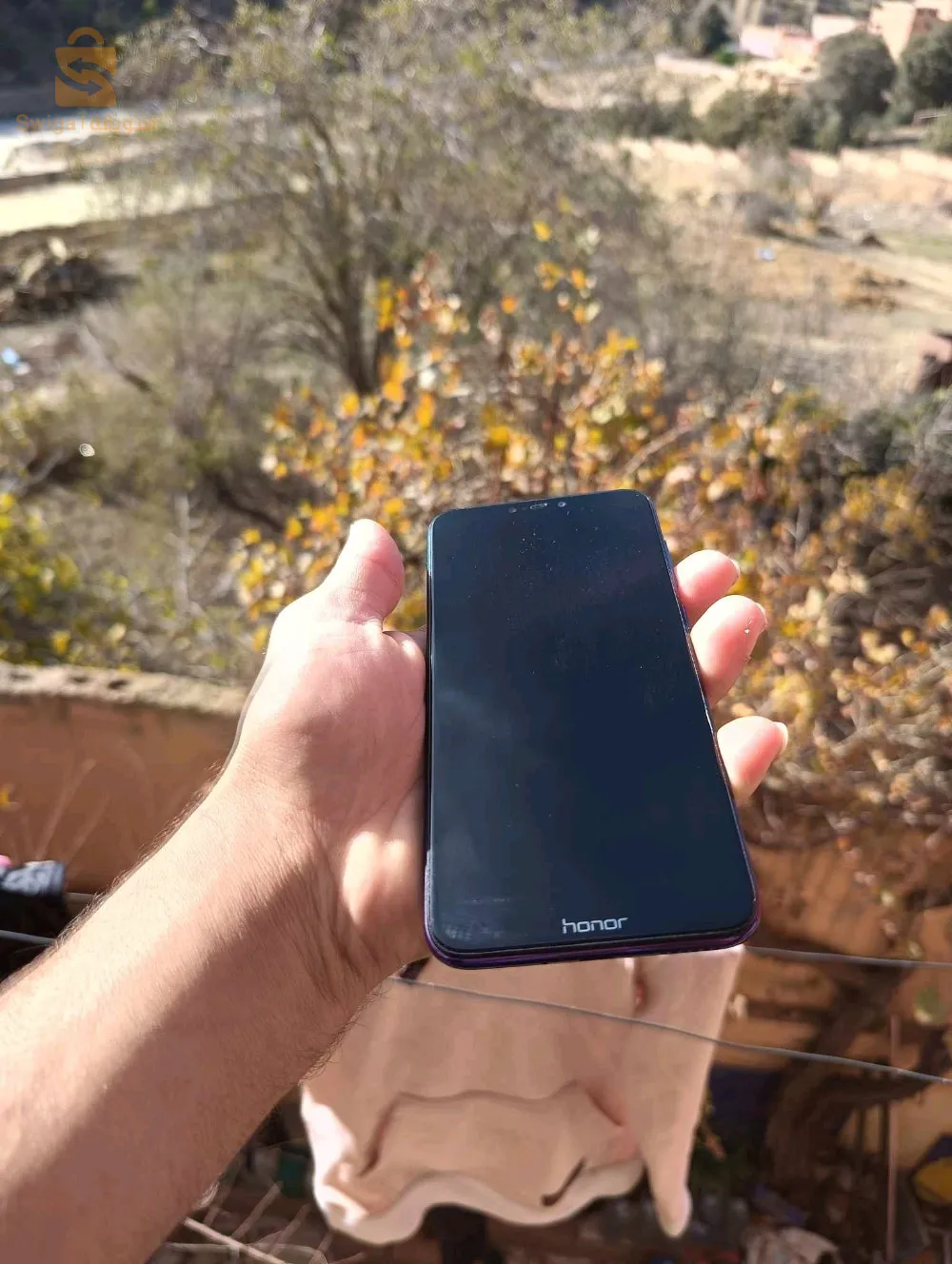 Honor 8c