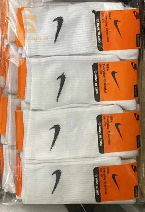 حقائب و قبعات و جوارب نوعية جيدة