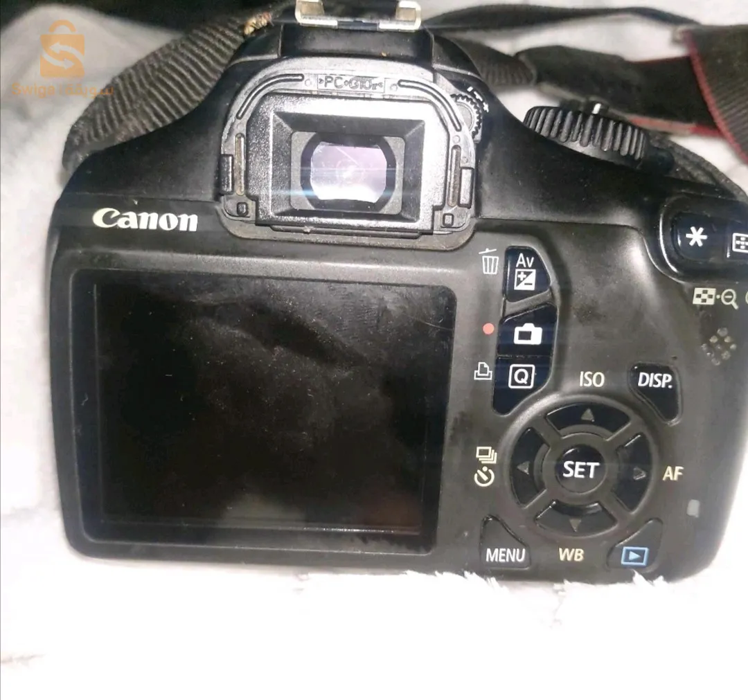 Caméra Canon 1100d + 28-80mm