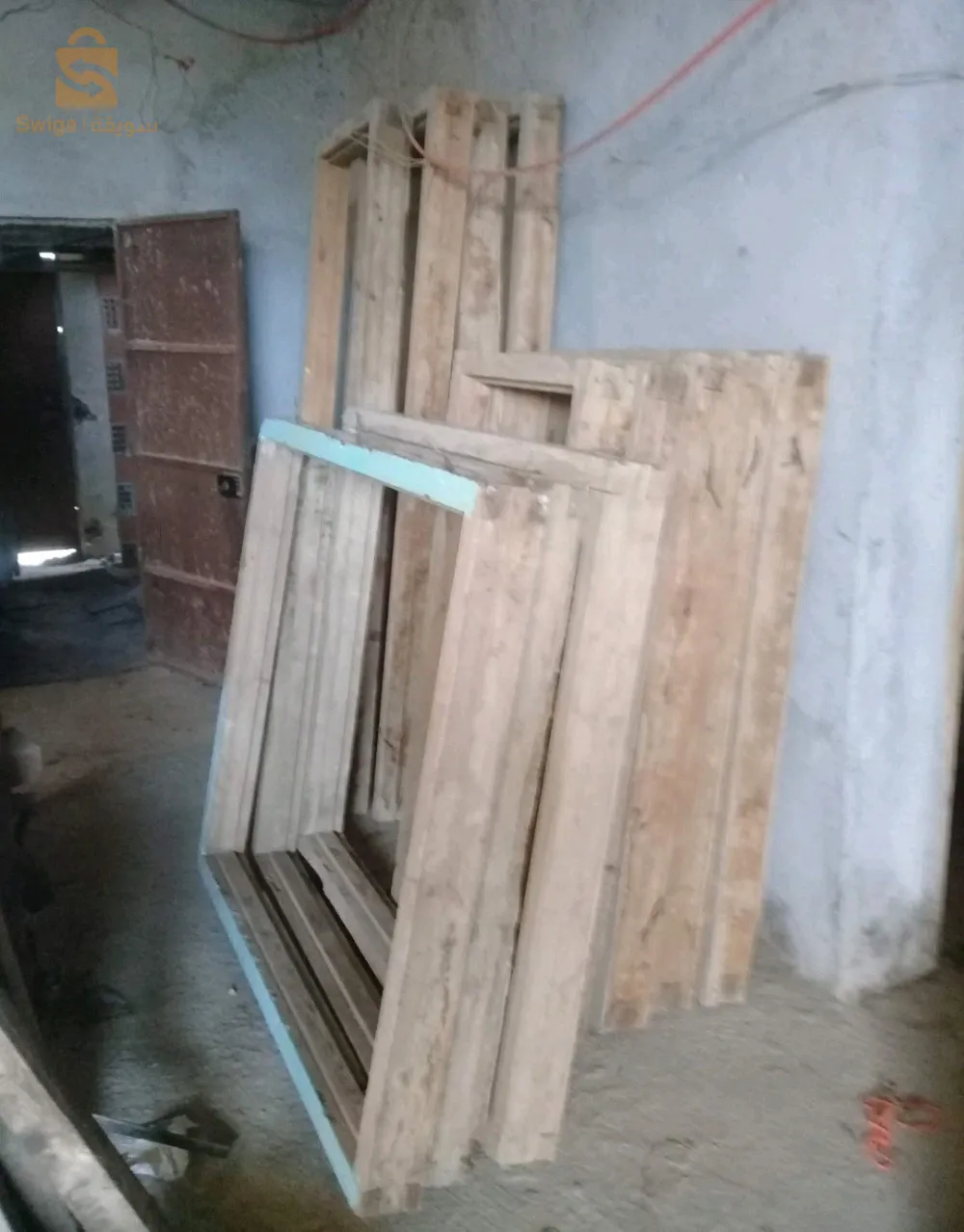 CADRES PORTES FENETRES