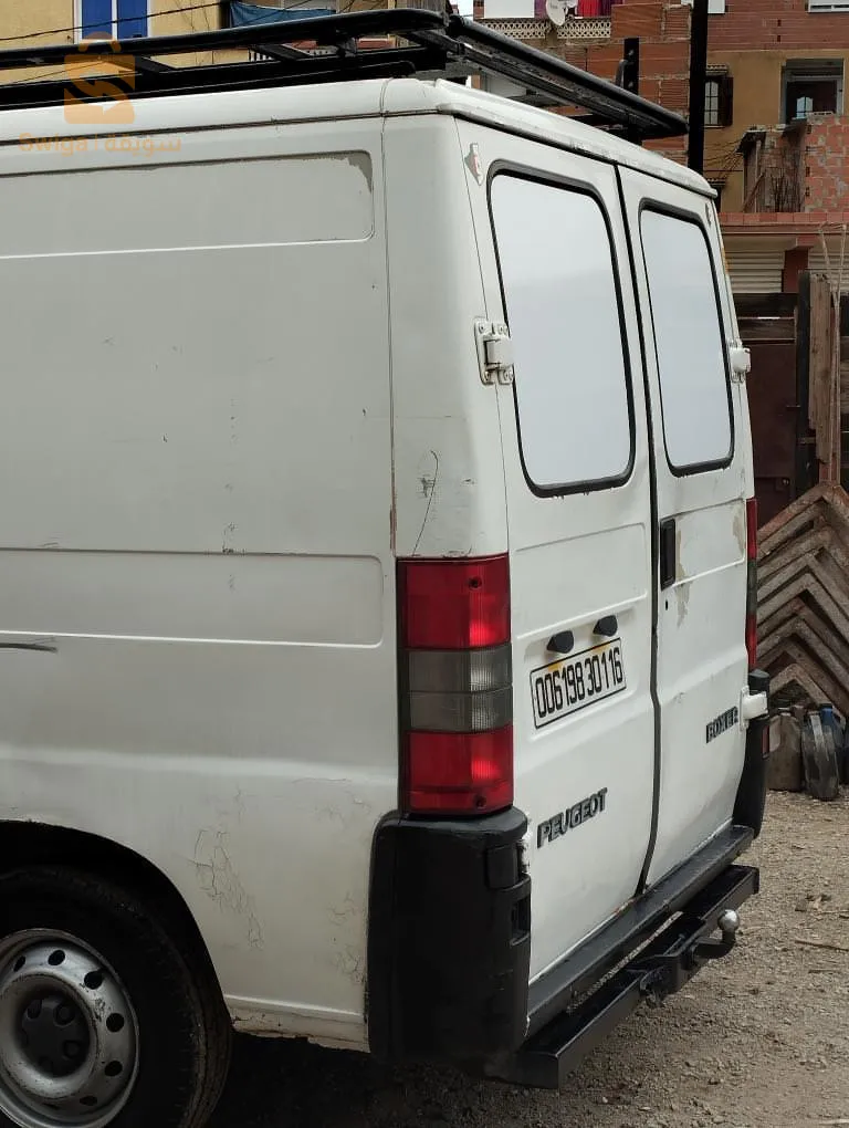 شاحنة جديدة