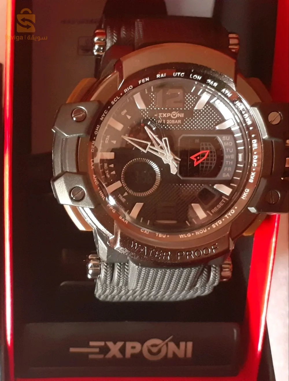 Montre de sport élégante pour hommes