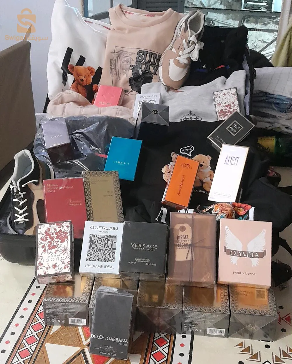 عطور نسائية و رجالية