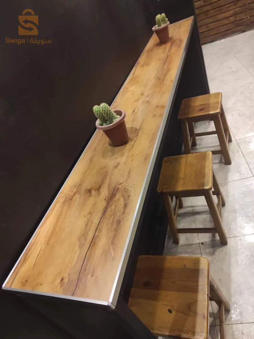 Comptoir Structure en bois+ table (3 structure interchangeables+ table longue+3 banc)