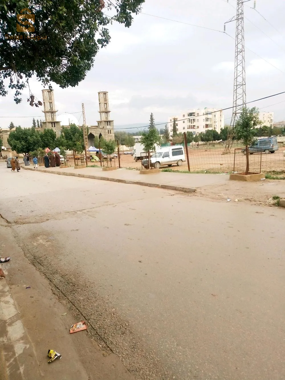 ارض لمحلات تجارية