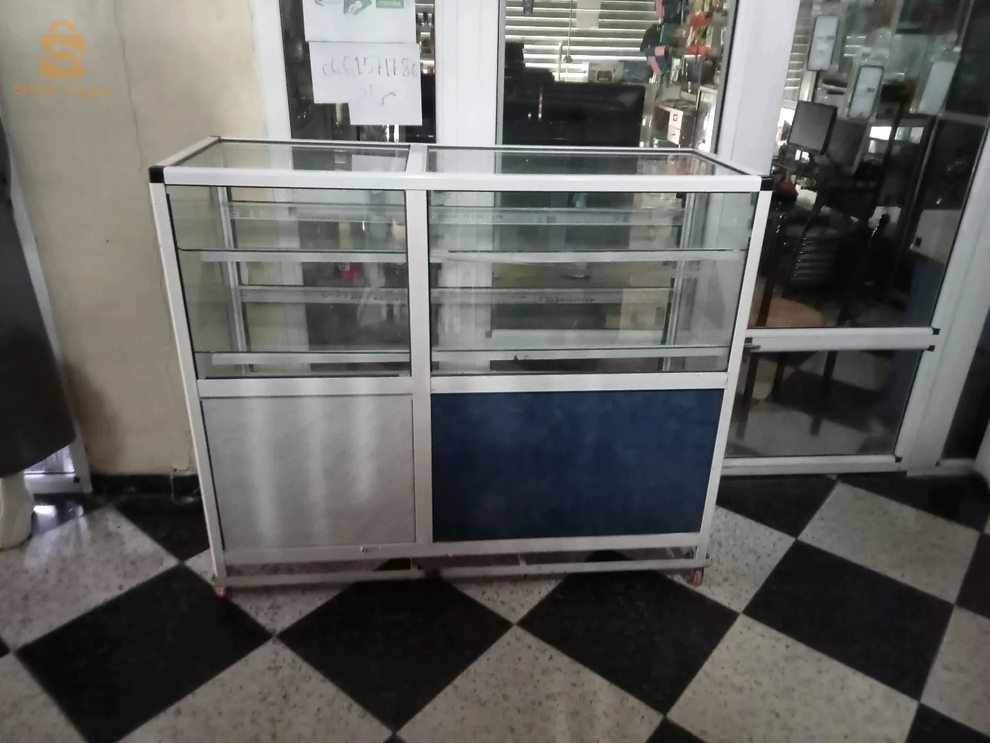 كونطوار زجاج