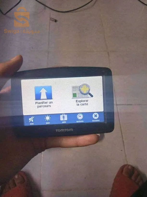 gps TomTom m3ah 2 chargeur fih Map ta3 lorop bsa7 ytrigel